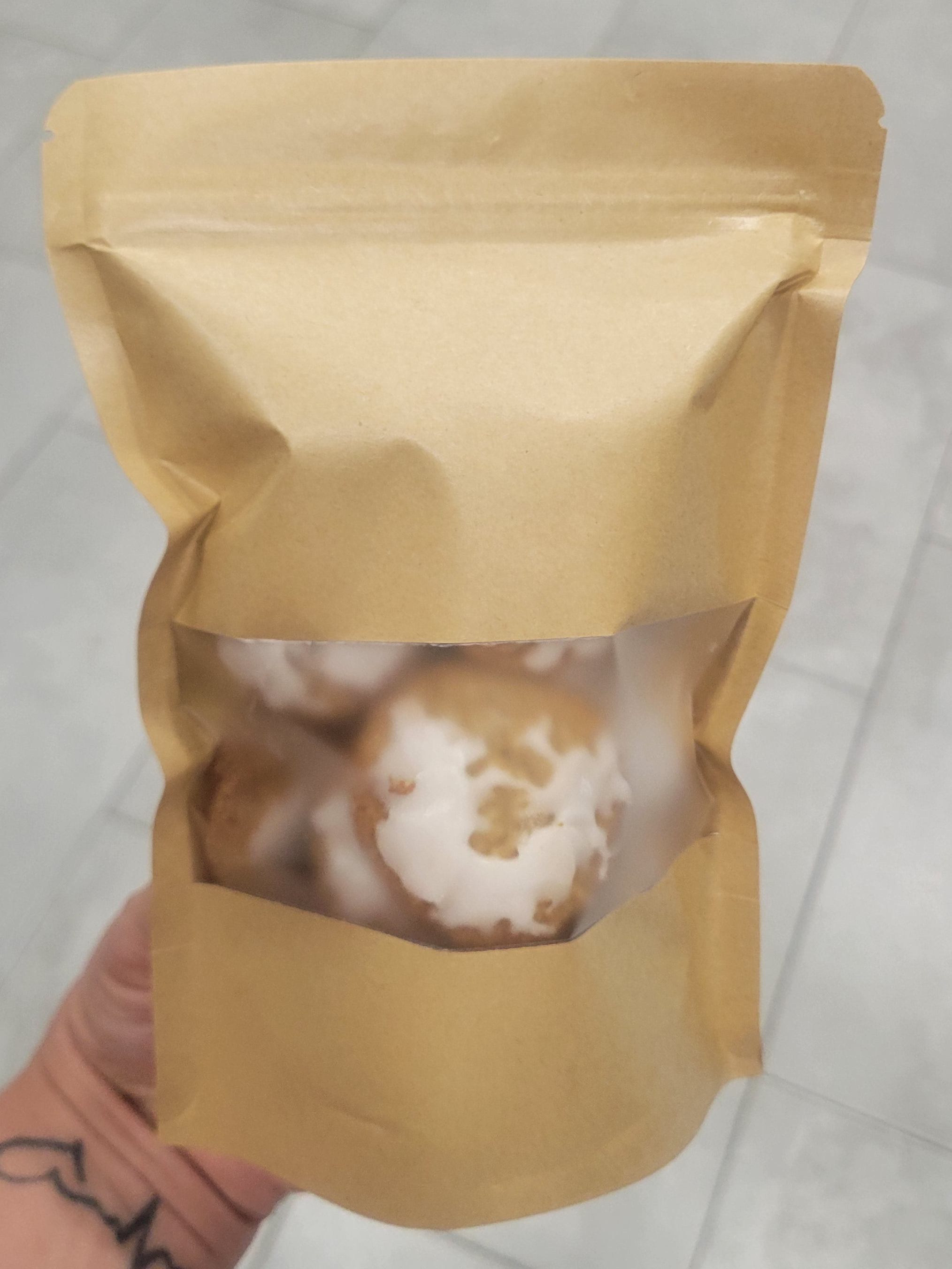 Iced oatmeal cookies