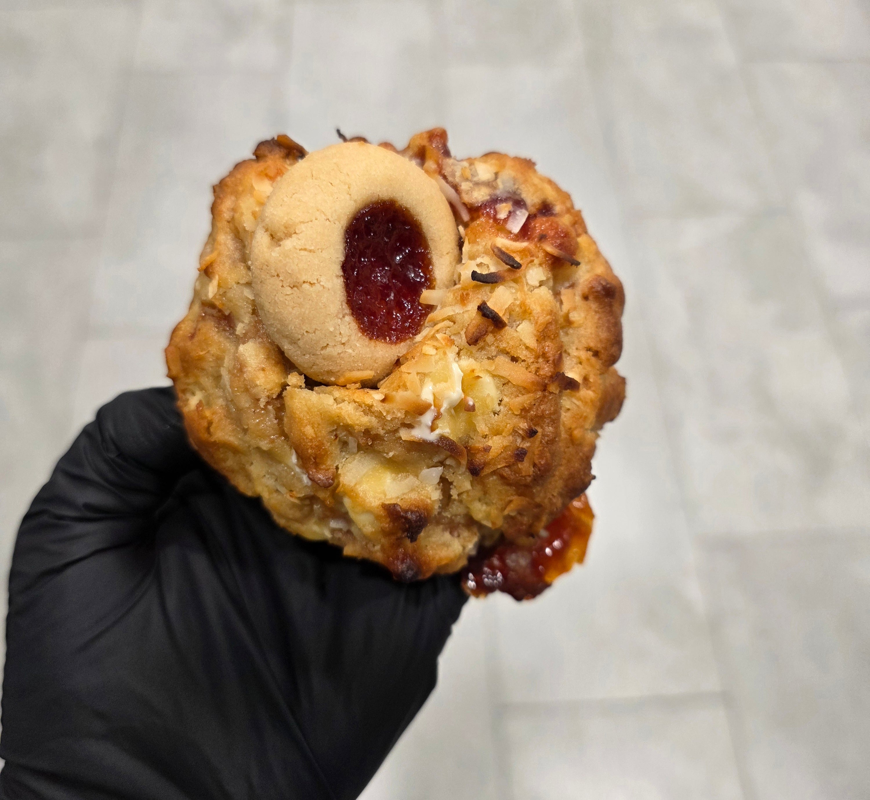 Coco/Guava Cookie